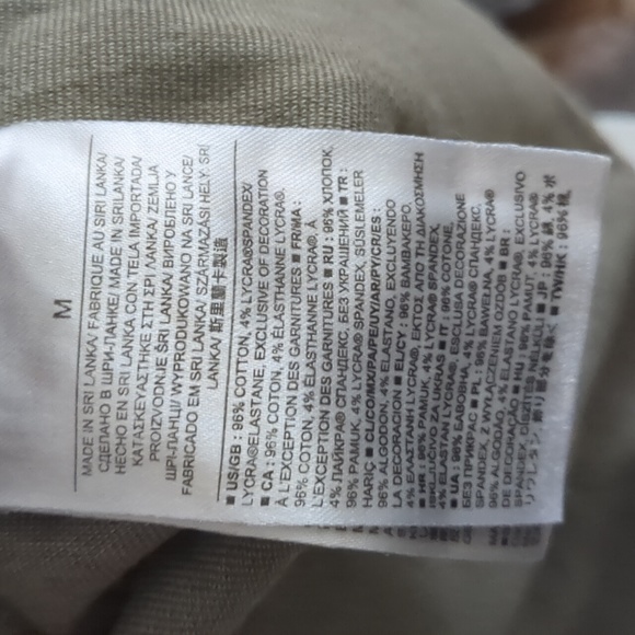 Banana Republic Men's Polo - size M - Picture 5 of 5